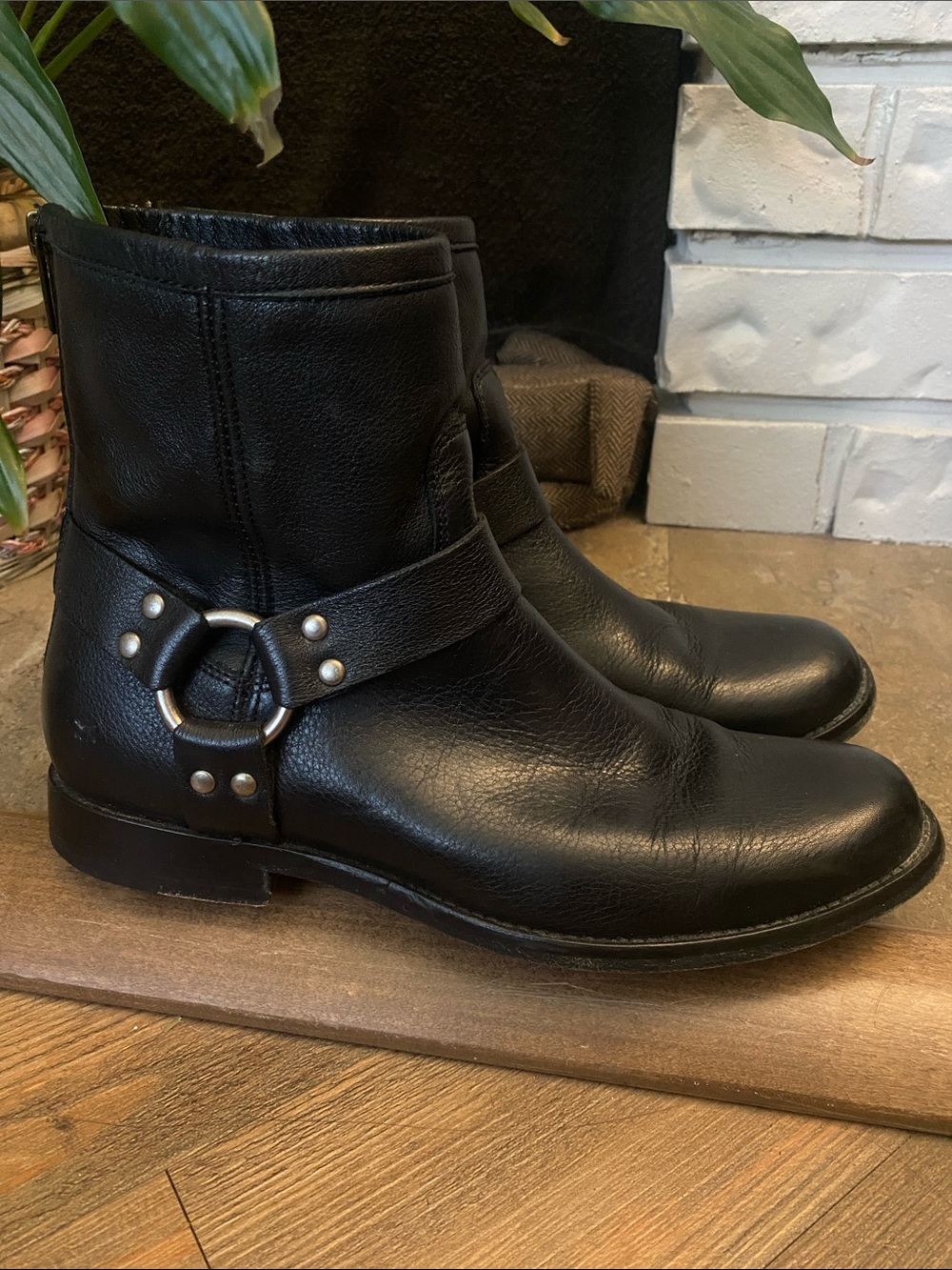 Frye Phillip Black Leather Harness ankle Boots  y2k